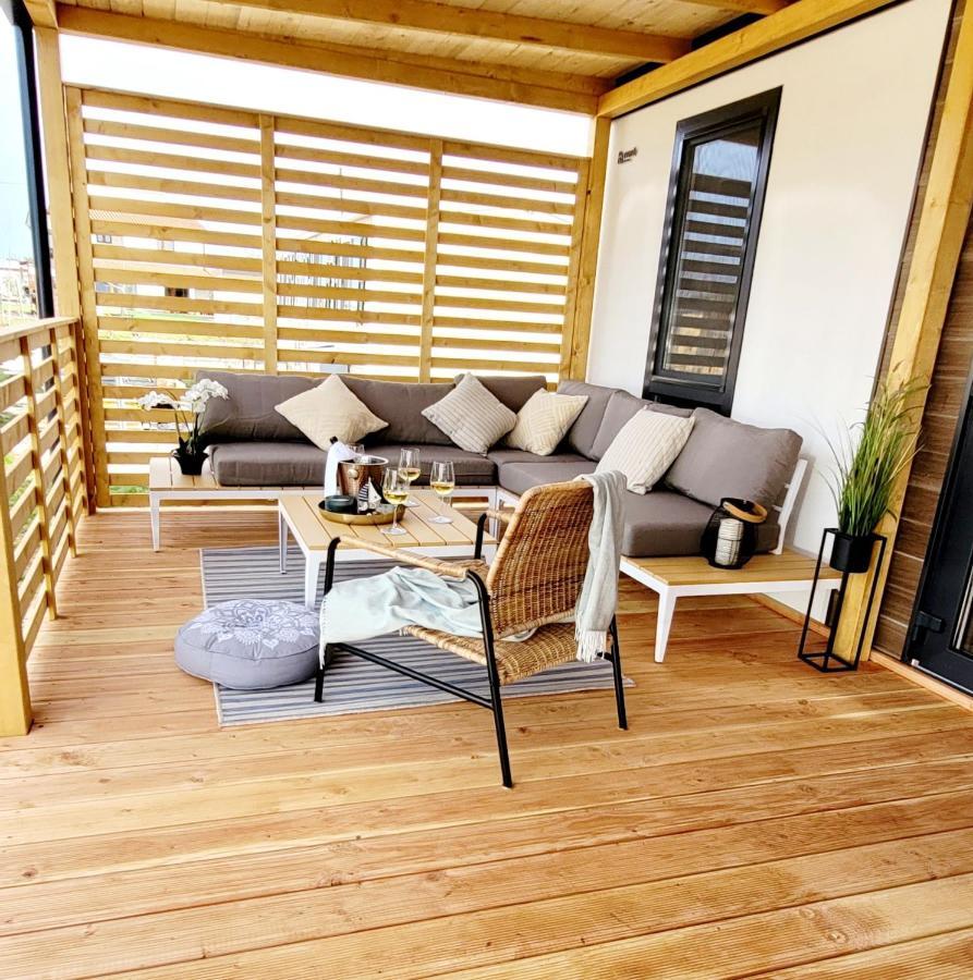 Mobilehome Elena Premium With Pool, Istria Banjole Exterior photo